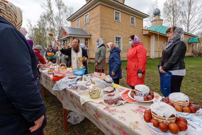 Освящение куличей на Пасху 2021