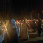 "В ночь с 19 на 20 апреля 2025 года, в Светлое Христово Воскресение, иерей Николай Антонов совершил пасхальную заутреню и Божественную литургию в Архангельском храме п. Ермишь."