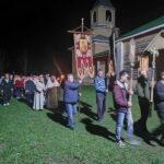 "В ночь с 19 на 20 апреля 2025 года, в Светлое Христово Воскресение, иерей Николай Антонов совершил пасхальную заутреню и Божественную литургию в Архангельском храме п. Ермишь."