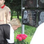 "Настоятель Архангельского храма р. п. Ермишь иерей Николай Антонов принял участие в митинге посвященном открытию памятных мемориальных досок."